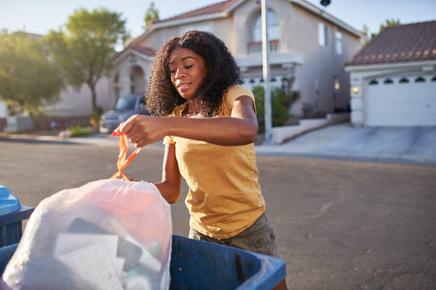 Best Mattress Removal Service  in Riverdale, GA